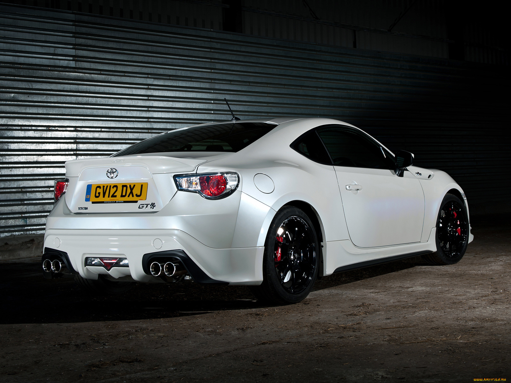 , toyota, hood